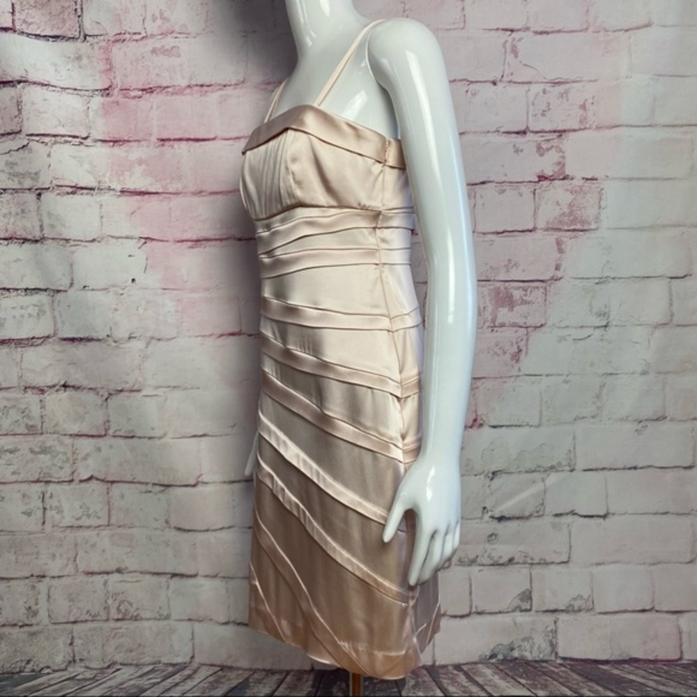 CALVIN KLEIN Silk Light Pink Cocktail Dress - Picture 4 of 9